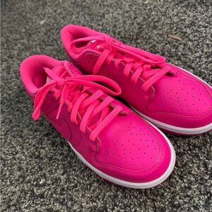 Nike Women's hyper pink dunk lows